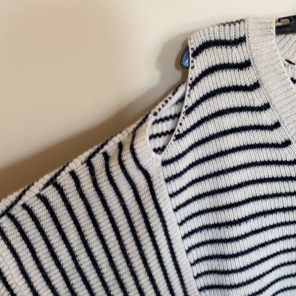 ALLSAINTS STRIPED WOOL BLEND V-NECK SWEATER SZ L - Picture 5 of 13